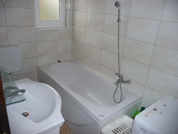 Pensjonat Apartments Iva Pakoštane