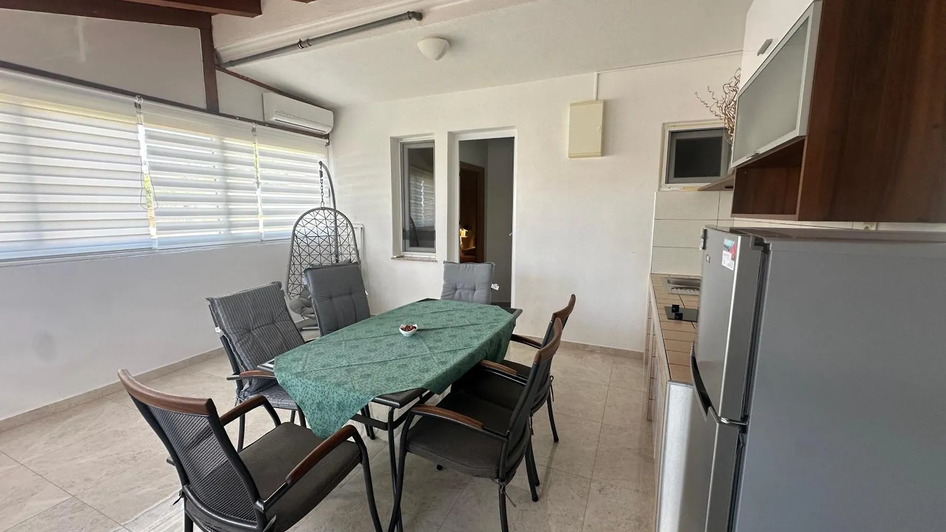 Apartments Iva Pakoštane 3*,