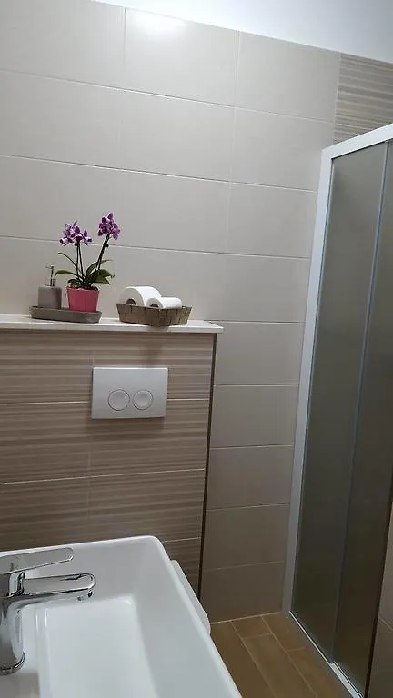 Apartments Iva Pakostane